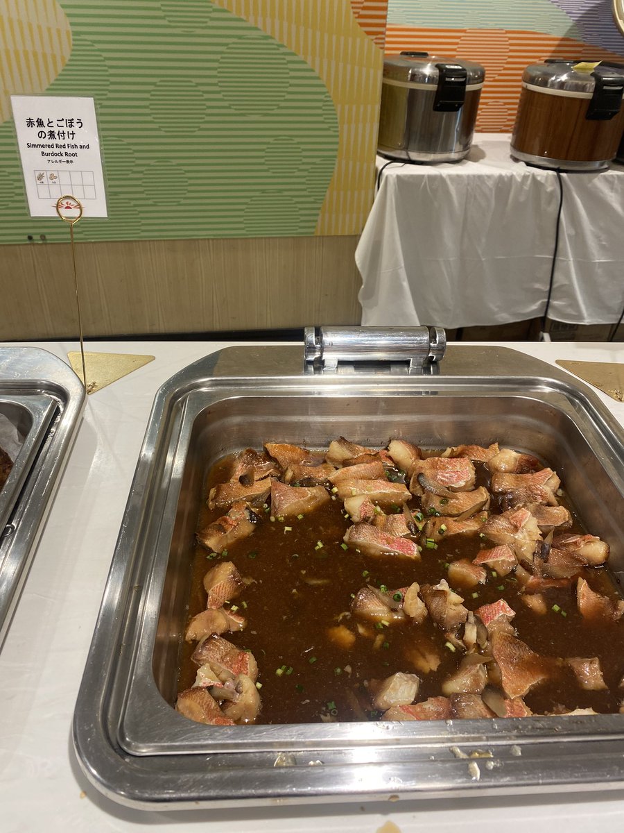 tikinnanban2580's tweet photo. ちいかわコラボの商船三井
夕食のバイキングに赤魚の煮付けがある。
人の心がない。 https://t.co/lmCiNeJWcm