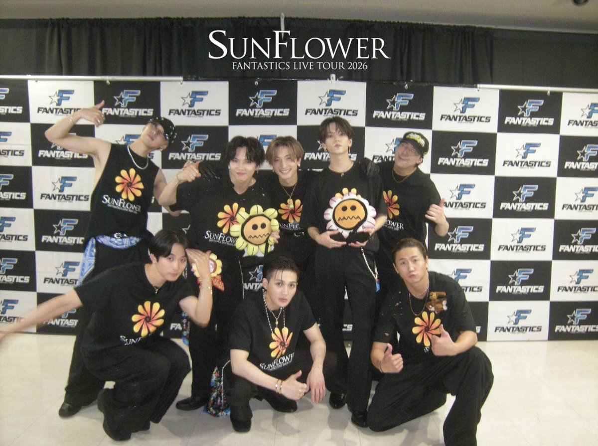 fantastics_live's tweet photo. 𝗙𝗔𝗡𝗧𝗔𝗦𝗧𝗜𝗖𝗦 𝗟𝗜𝗩𝗘 𝗧𝗢𝗨𝗥 𝟮𝟬𝟮𝟲
 "𝗦𝗨𝗡𝗙𝗟𝗢𝗪𝗘𝗥”

THANK YOU  
YOYOGI (TOKYO) DAY-1🌻  

2026.9.26

#FANTASTICS #SUNFLOWER #SF_FNT https://t.co/tikL238OEX