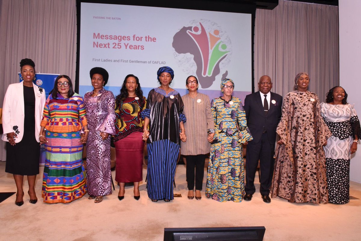 OAFLAD's tweet photo. During our #OAFLADatUNGA81 High-Level Side Event, we shared a special moment as First Ladies and the First Gentleman of Namibia reflected on the next 25 years of OAFLAD.

In this thread, we’ll look back at some of the key moments and selected highlights from their messages.

Watch the full session here: https://t.co/zSoYMlMZKT

#OAFLADatUNGA81 ⬇️⬇️⬇️