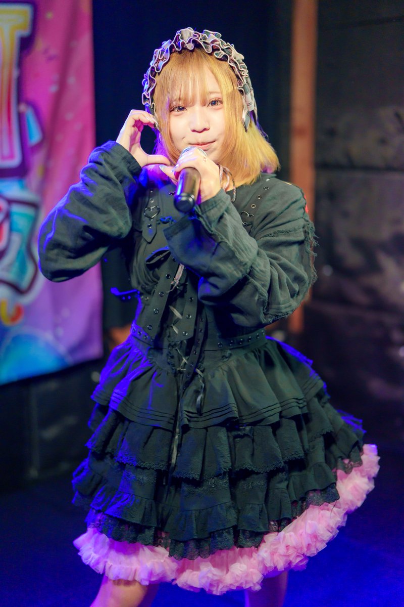 1_uka_r57c2's tweet photo. 全部蹴飛ばした
運命も偶然も
泣きっ面にハニー
君さえいればいい

WELIT STUDIO
栗原実里ちゃん @welit_minori 
#WELIT
#ポートレート
#portrait
※非生成AI画像 https://t.co/DlA6yguGxA