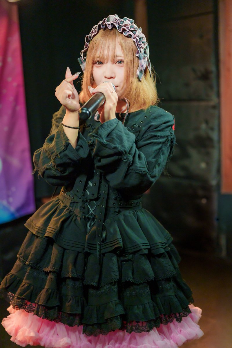 1_uka_r57c2's tweet photo. 全部蹴飛ばした
運命も偶然も
泣きっ面にハニー
君さえいればいい

WELIT STUDIO
栗原実里ちゃん @welit_minori 
#WELIT
#ポートレート
#portrait
※非生成AI画像 https://t.co/DlA6yguGxA