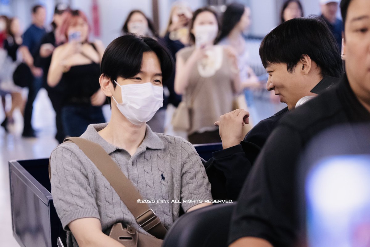 flutter_bh's tweet photo. 260926 TPE #백현 #BAEKHYUN #ベッキョン @B_hundred_Hyun https://t.co/o77iO7caoC