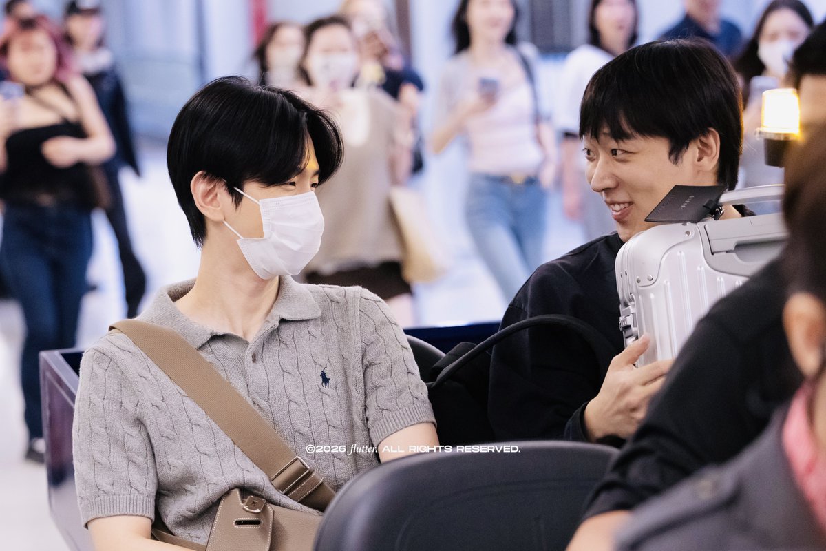 flutter_bh's tweet photo. 260926 TPE #백현 #BAEKHYUN #ベッキョン @B_hundred_Hyun https://t.co/o77iO7caoC