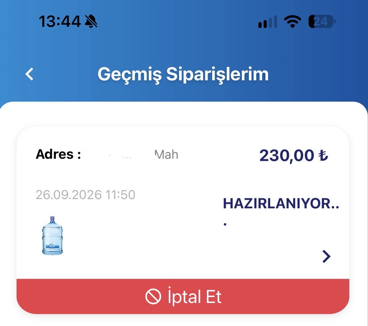 pskceyy's tweet photo. 11.50 de su söyledim ne canlı desteğe müşteri hizmetlerine ulaşılıyor ne başka bir şey! Sürekli zam yapmayı biliyorken parasını ödediğim şey hakkında bilgi alamıyorum da kaç saat geçti şaka mısınız?! @ErikliLezzeti https://t.co/Ej410ufNwE