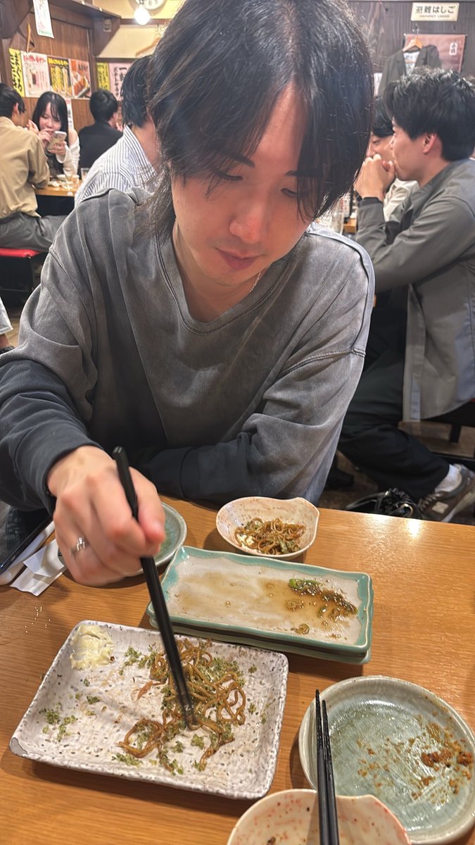 kusaikasu's tweet photo. 呼んだらすぐ来るやつ https://t.co/JpPJA6CBBT