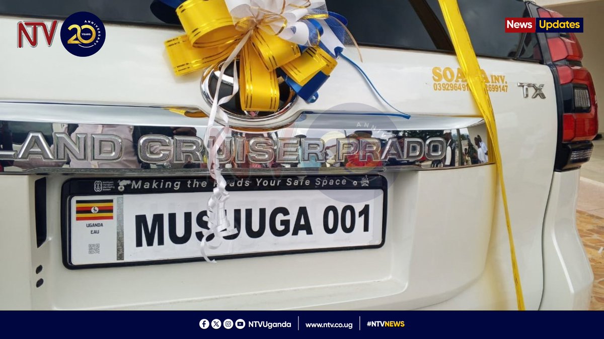 ntvuganda's tweet photo. PHOTOS: The people of Tooro have rewarded Charles Kamurasi, Musuuga, with a brand-new white Land Cruiser TX for standing firm and protecting the Tooro Kingdom's cultural norms during conflicts that arose after the death of King Oyo.

#NTVNews

📸 David Bukenya https://t.co/XVHnH7geYX