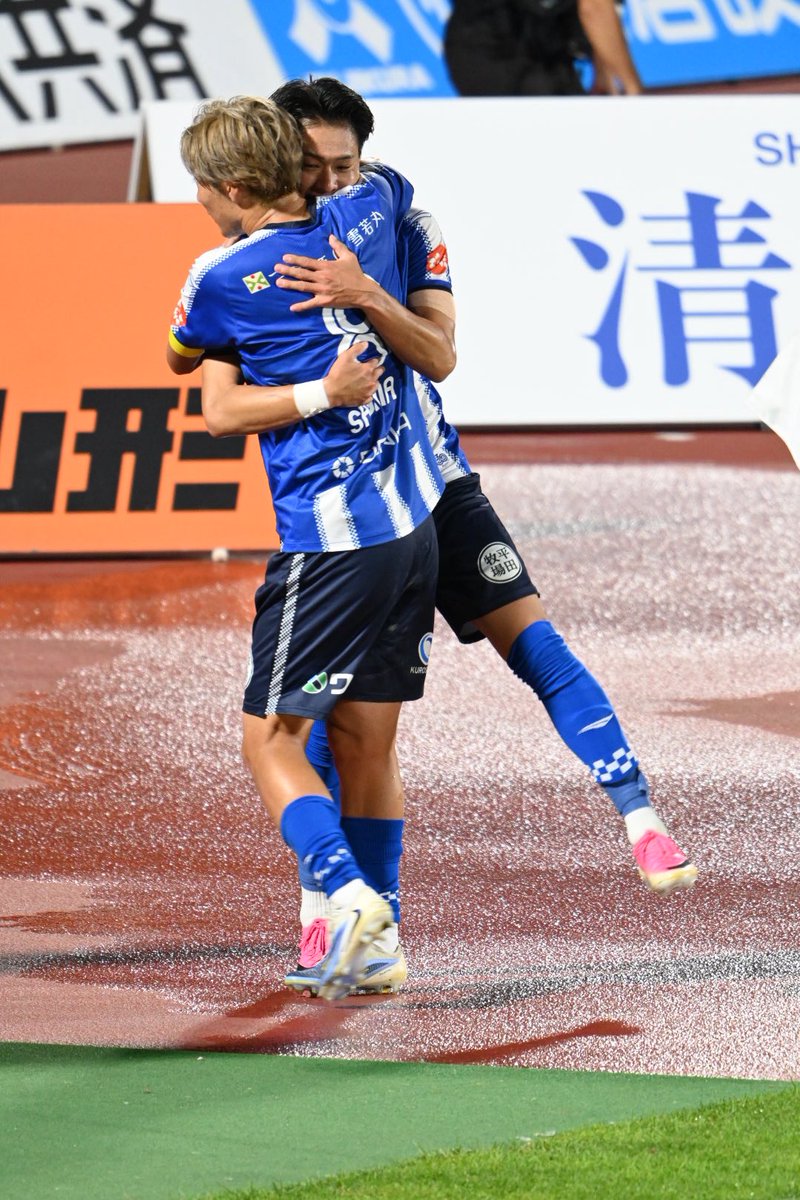 codepend22's tweet photo. りょーまさんのゴール待ってたよー！！
 #氣田亮真 選手
 #montedio
 #モンテディオ写真部 https://t.co/ZGFGKaSlm1