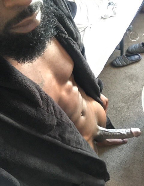 heykamalll's tweet photo. Morning wood 🪵 #bbc #bigdick #morningwood https://t.co/b5dZvvv49T