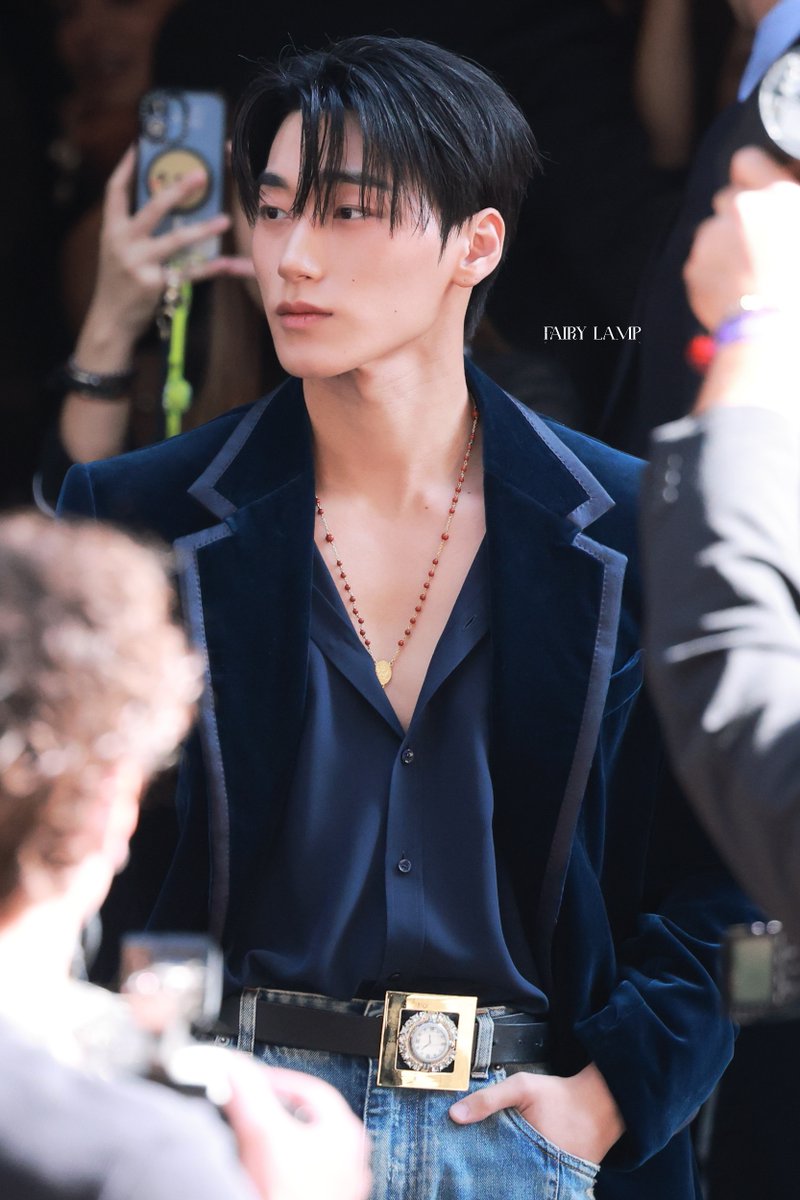 fairy_lamp710's tweet photo. 260926 D&amp;G SS27 Show Pre.

#CHOISAN #SAN #최산 
#SANxDolceGabbanaSS27
#DGSS27 #DOLCEGABBANA 
@dolcegabbana @ATEEZofficial https://t.co/Wy33Ksd7af