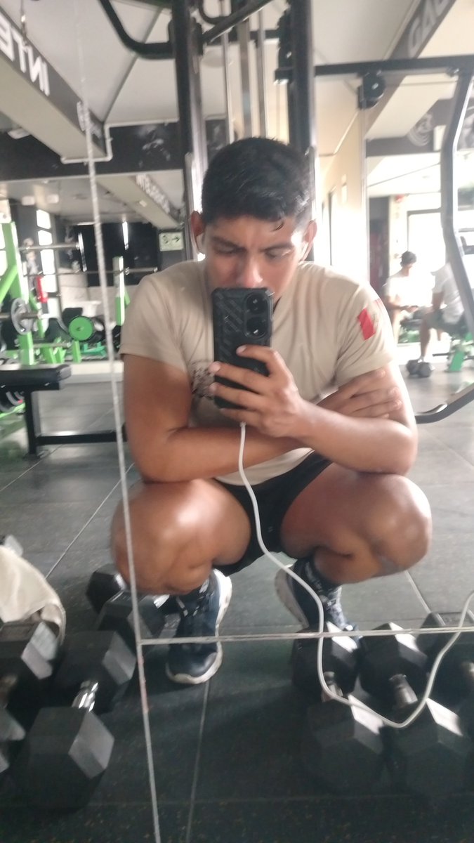 CJ23E's tweet photo. Necesito apoyo para las proteina 🥵🥵👉👈 https://t.co/r5QvJOe8lU