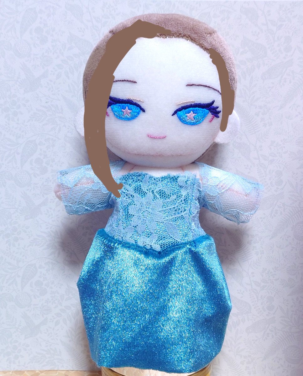rian_shk's tweet photo. ドレスできたー！あとは髪型とかアクセ。時間あるからのんびり作ろう https://t.co/5W7lmv2DLF