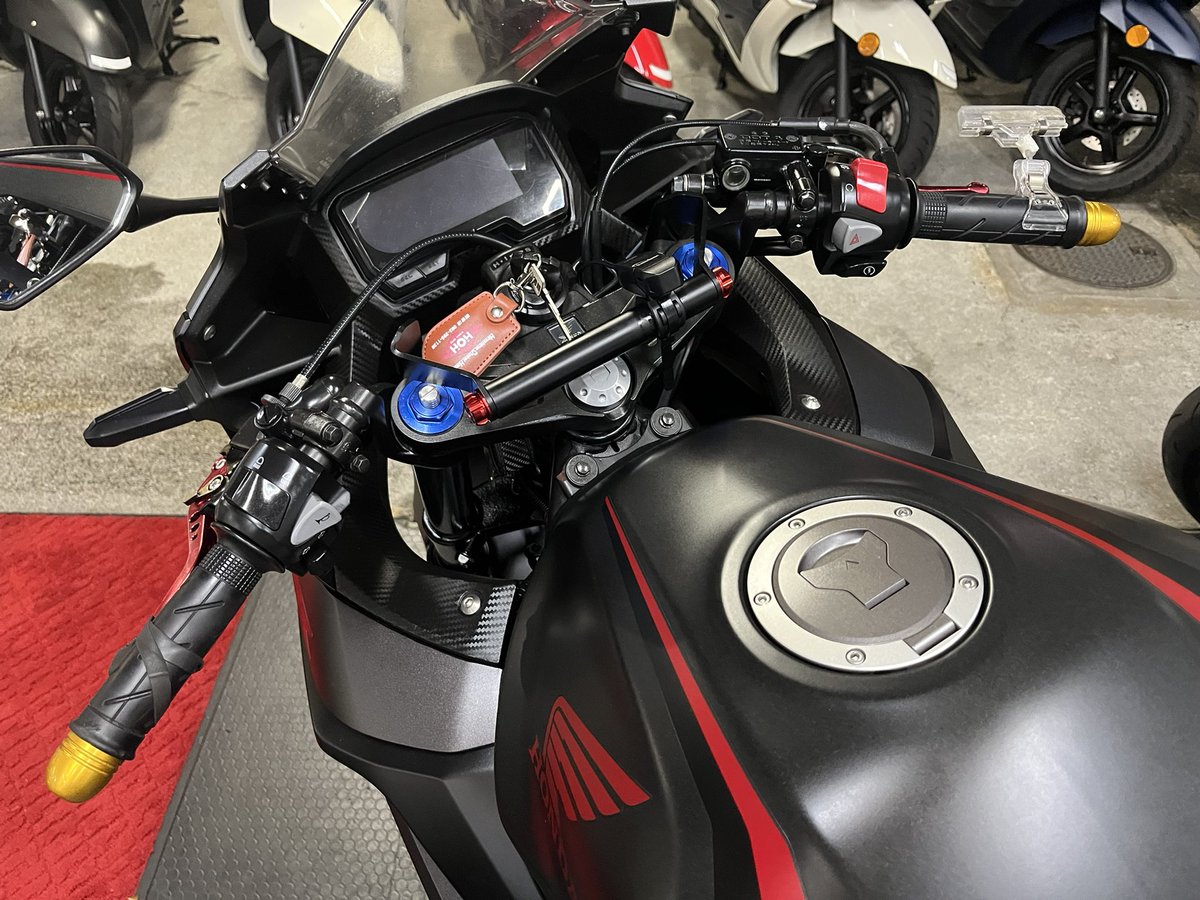 somataro_kun's tweet photo. 中古のバイク見てきた！
明日もう一回店いって契約してくる😤 https://t.co/pJfDWBy9ti