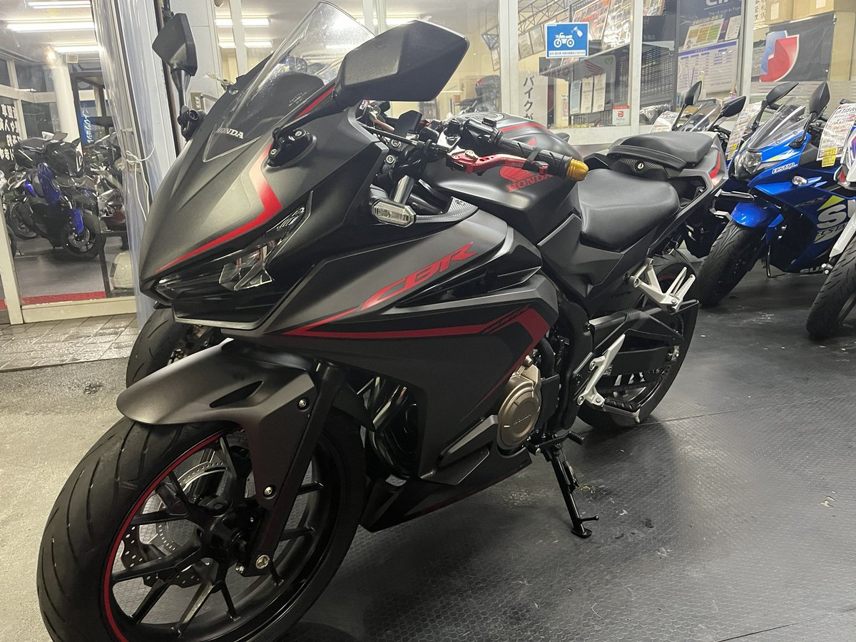 somataro_kun's tweet photo. 中古のバイク見てきた！
明日もう一回店いって契約してくる😤 https://t.co/pJfDWBy9ti