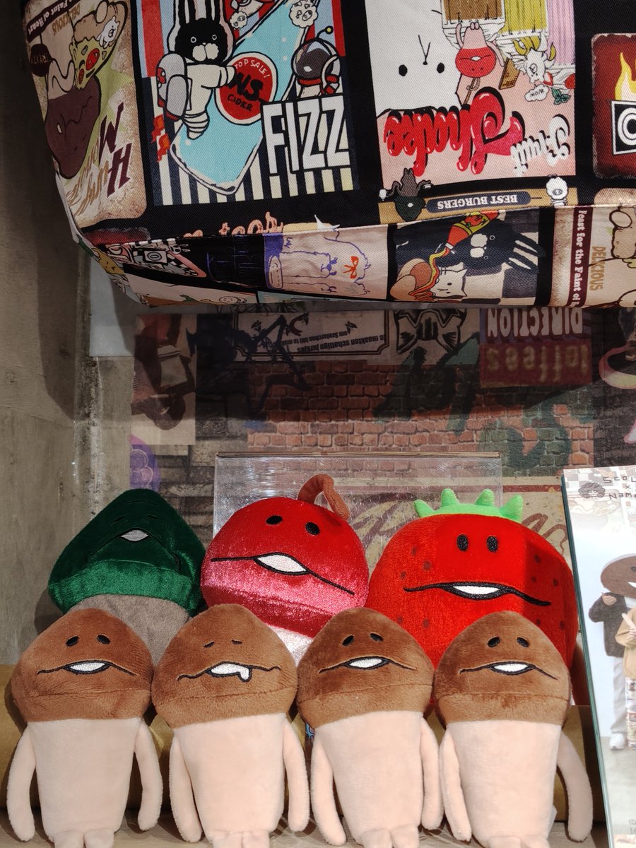 n0nameco's tweet photo. つやつやの枯れなめこさんかわいい(›´д`‹ )💚
#ScoLar #スカラー原宿店 #なめこ https://t.co/lerqWbEJyg