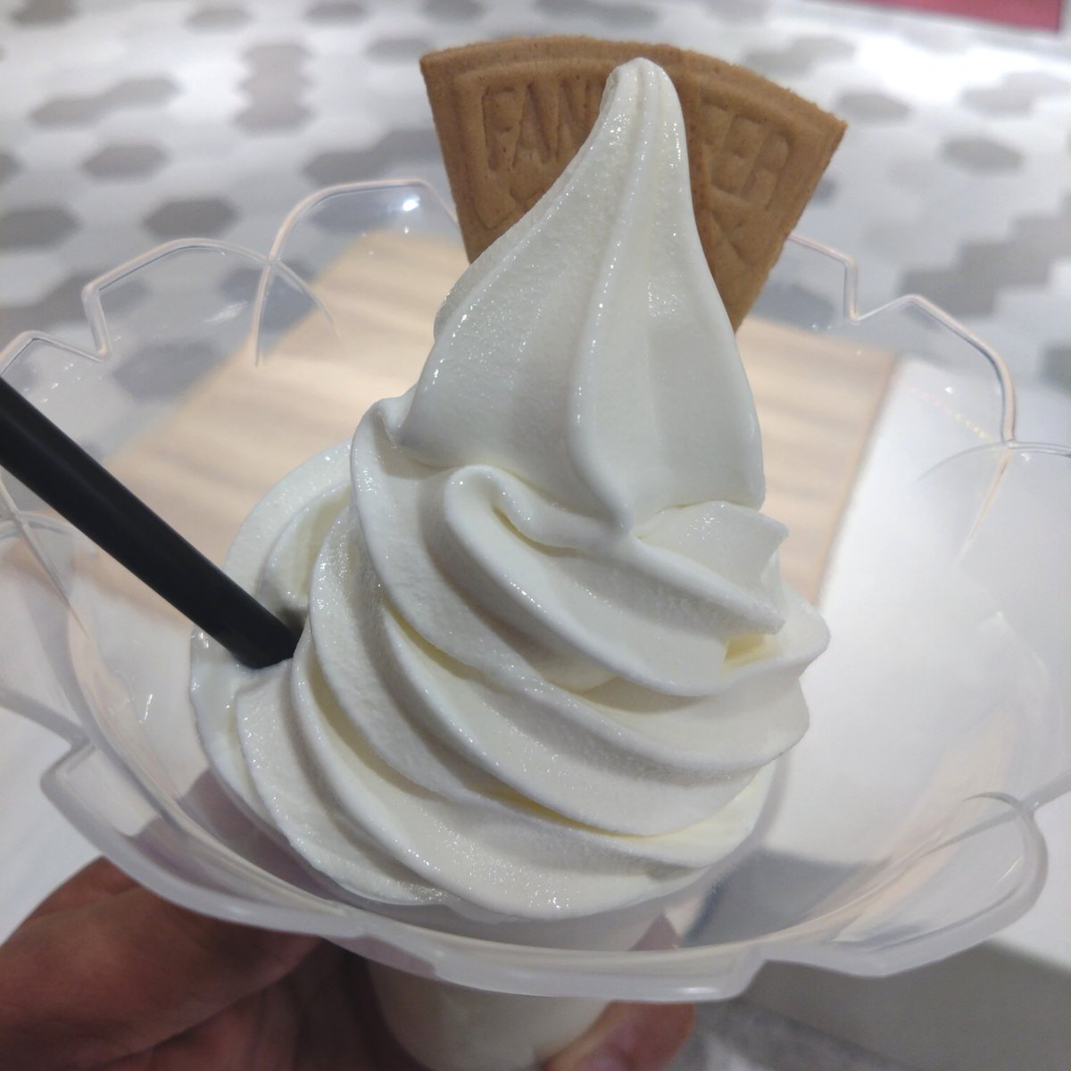 Oji_Popocate's tweet photo. 「NSTまつり2026」ありがとうございました！
火曜日の生誕祭まで待ち切れず、
弾丸遠征を決めました🥹
最高の時間でした❤️💚
素敵な思い出になったよー🫶

新潟名物も食べたし、
ヤスダヨーグルトも満喫したし、
信濃川も見れたし大満足です🙌笑

また広島で会いましょう！！！

#信濃宙花
#宙通信 https://t.co/OZQsBEDZG8