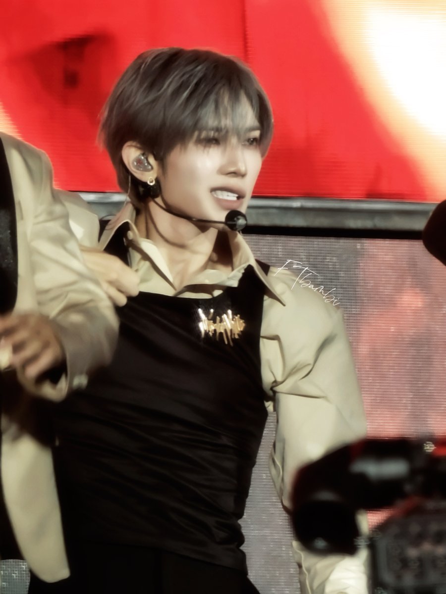 shelenau_u's tweet photo. Alpha|Beta|Omega...screenshot #yeosang https://t.co/U0N3XhxBvN