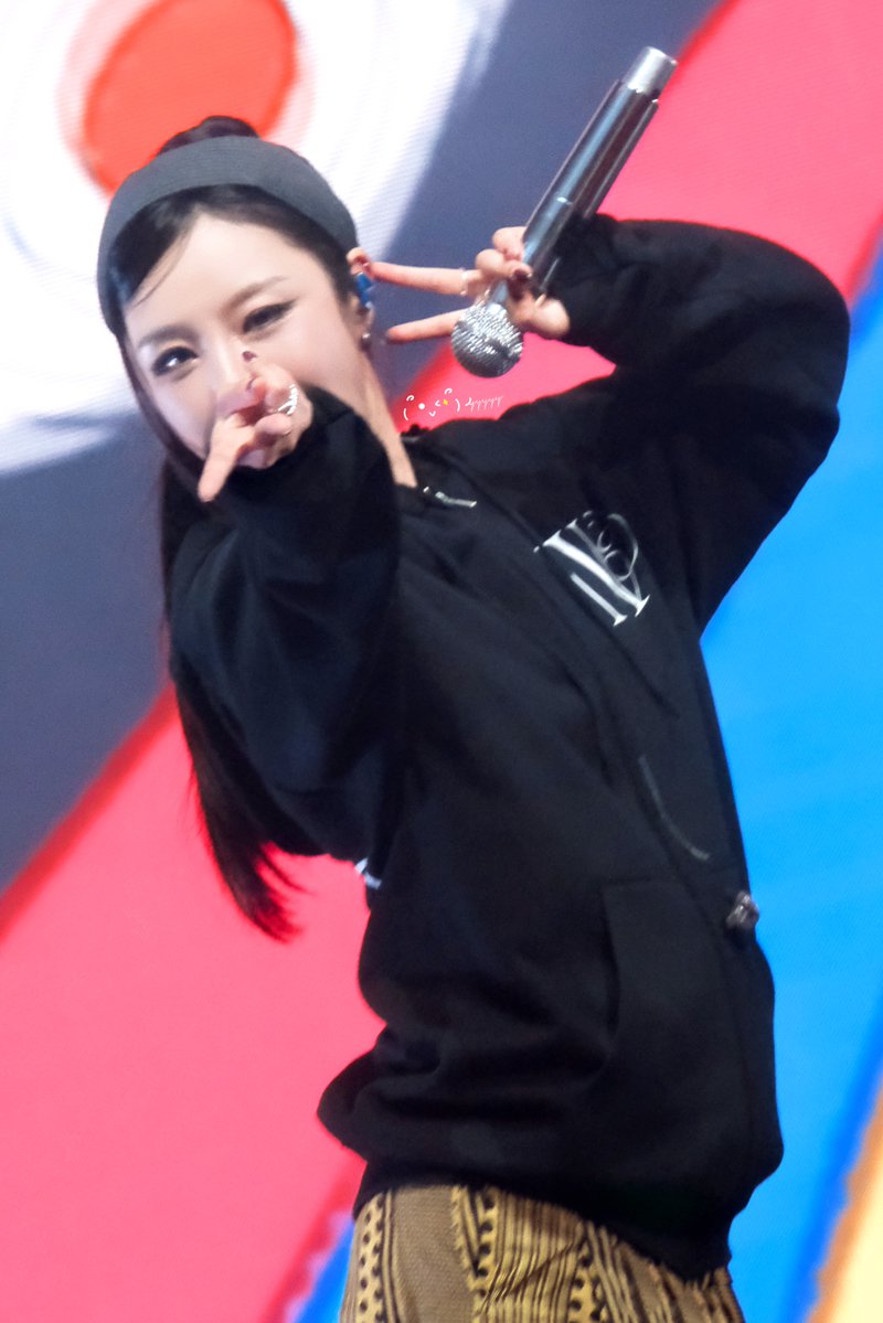 lyyyyy1224's tweet photo. 💚야～호～✌🏻
260925 마마무 4WARD in 시드니
MAMAMOO WORLD TOUR in Sydney

#마마무 #솔라 #문별 #휘인 #화사 #mamamoo #Solar #Moonbyul #Wheein #Hwasa  
#MAMAMOO #4WARD  
#MAMAMOO2026  
#MAMAMOO_2026_WORLD_TOUR https://t.co/qlrHAxf95X