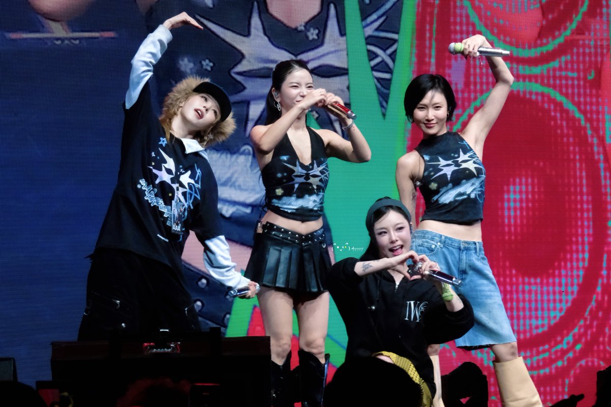 lyyyyy1224's tweet photo. 💚야～호～✌🏻
260925 마마무 4WARD in 시드니
MAMAMOO WORLD TOUR in Sydney

#마마무 #솔라 #문별 #휘인 #화사 #mamamoo #Solar #Moonbyul #Wheein #Hwasa  
#MAMAMOO #4WARD  
#MAMAMOO2026  
#MAMAMOO_2026_WORLD_TOUR https://t.co/qlrHAxf95X