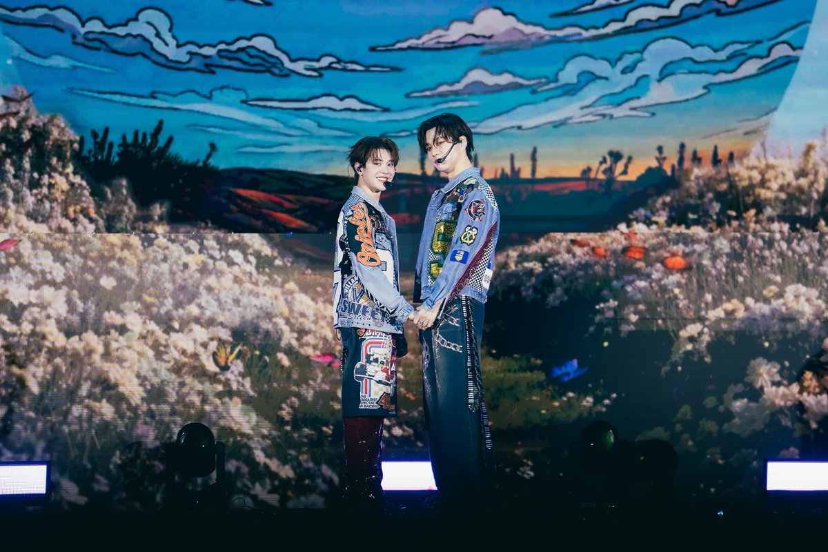 Entup2date's tweet photo. โมเมนต์อบอุ่นใจ! “บีเวอร์-ต้นหลิว” ร่วมสร้างเสียงเพลงแห่งความผูกพัน
ใน “The Sound of Us | BeverTonliew Fan Meeting”

📩 https://t.co/7GVeKv9PE1

#BeverTonliewFanmeeting #StudioWabiSabi https://t.co/VGXl9DCMJ9
