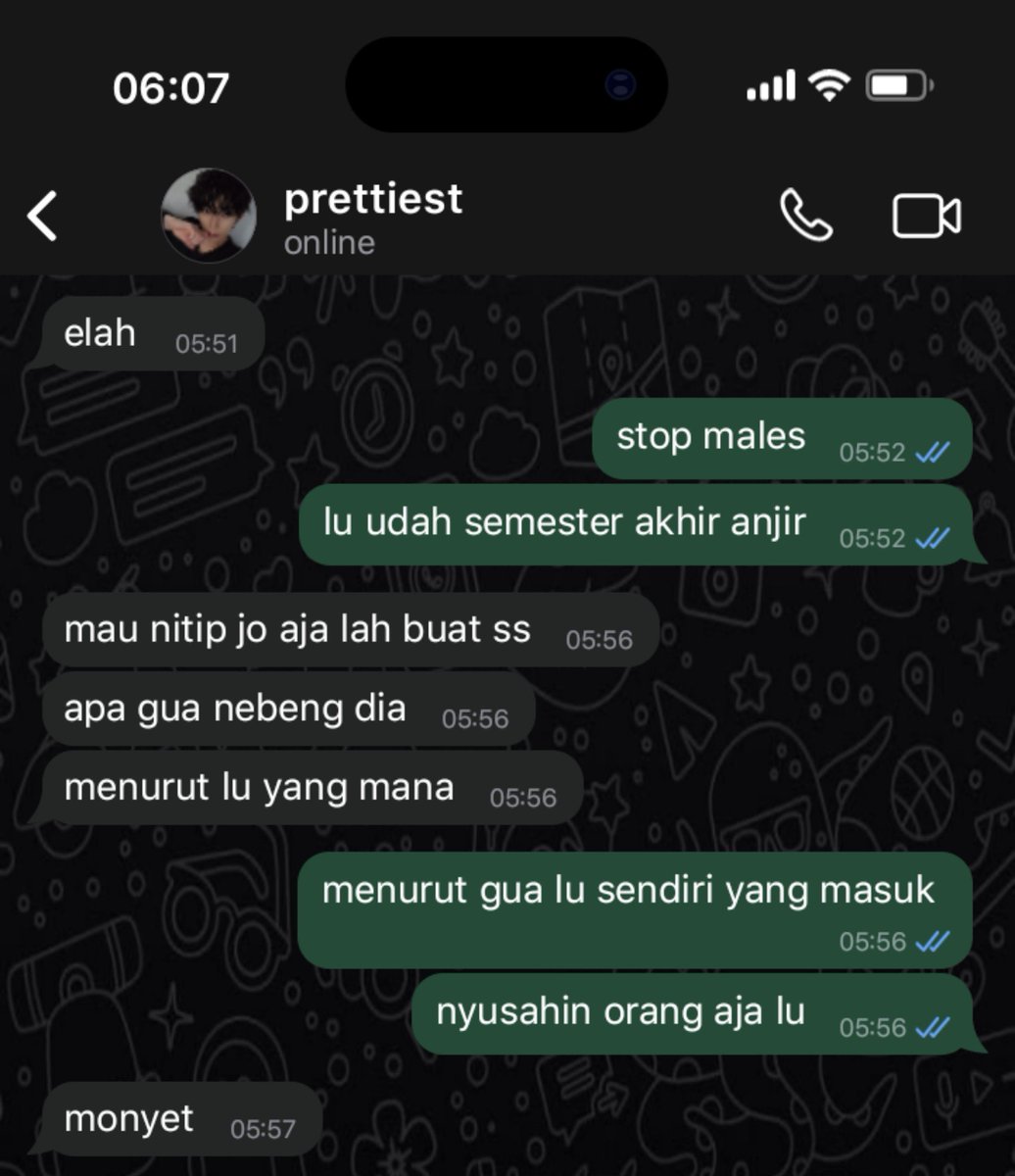 issedaya's tweet photo. #Niksun #Sunki few tweets AU 

- Memasuki era tugas akhir https://t.co/6A1HvPjEGR