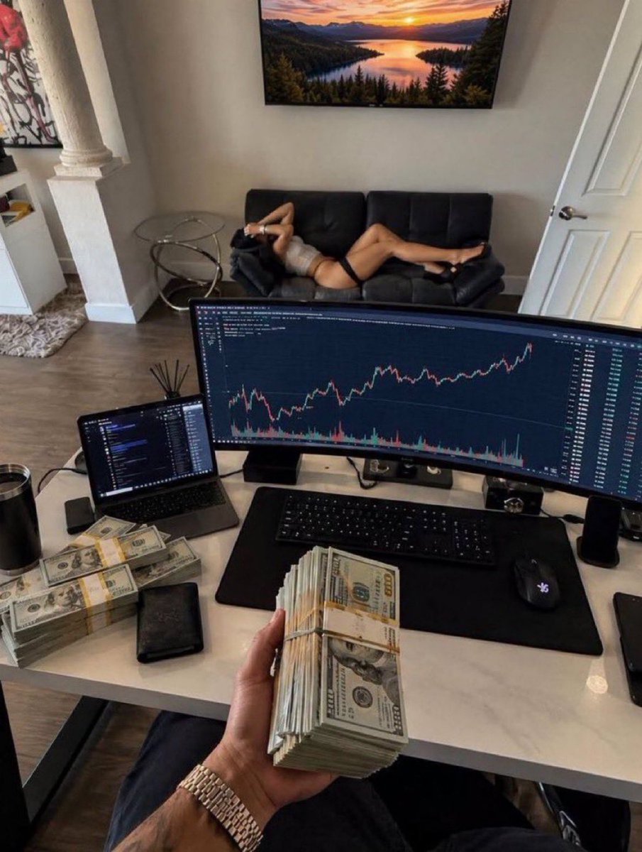 BitcoinPulseX's tweet photo. Don’t give up, bro. Life can change from zero to a hundred in the blink of an eye. 🔥 https://t.co/xpSifN3uAV