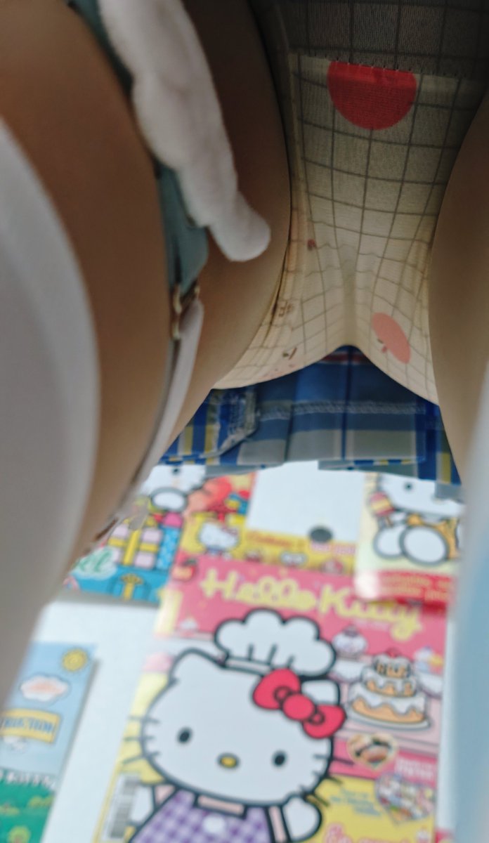 yijiang02's tweet photo. 裙底给你看 https://t.co/DOEIF2tahA
