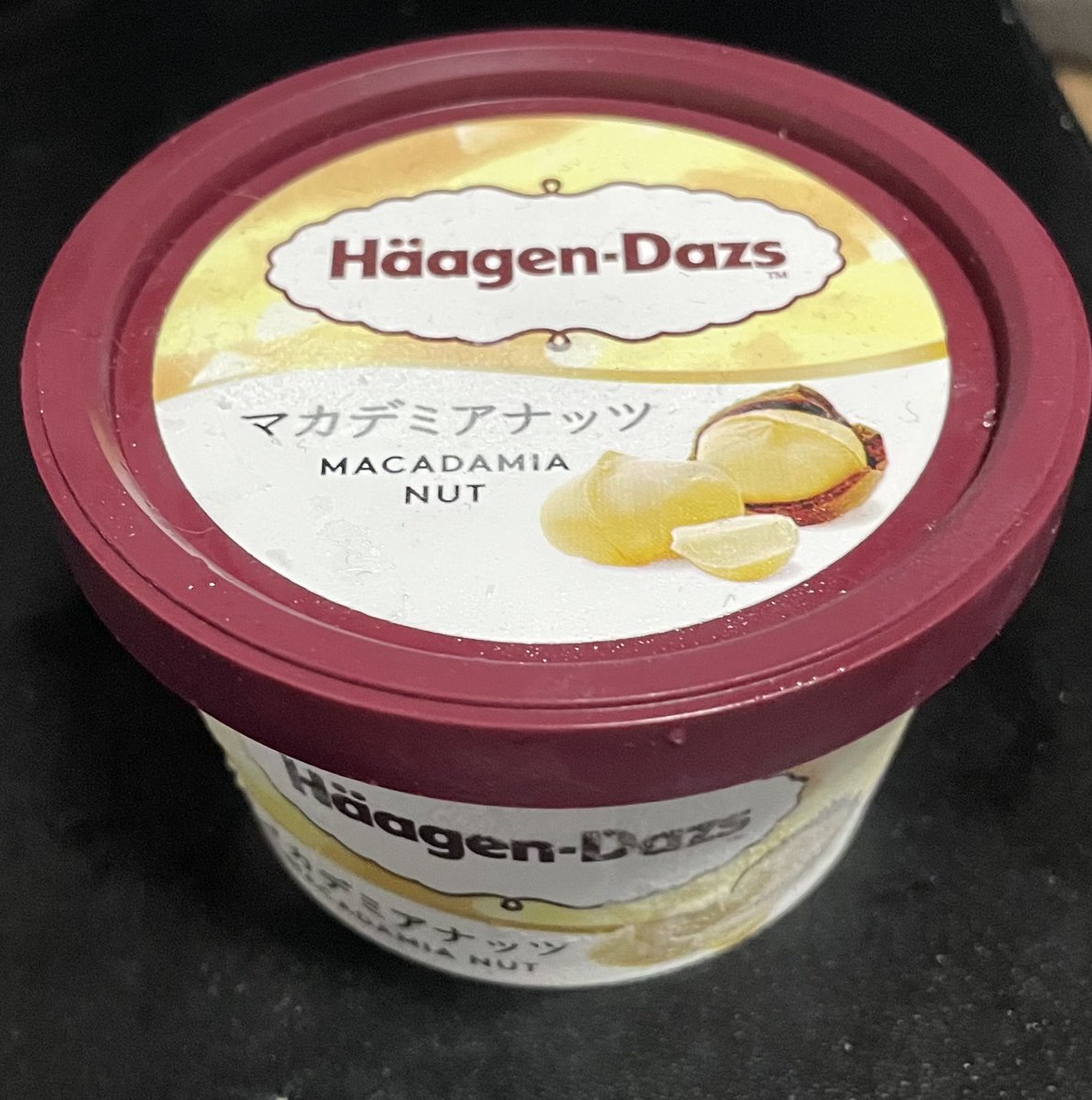 terea61292's tweet photo. 誕生日に貰ったギフトをやっと使ってきた！！！
まずはさちこから頂いたスタバのチケット！
次は叔母さんから頂いたサーティーワンのアイス！
次はマロくんから頂いたミスタードーナツ！
次はきりこに頂いたハーゲンダッツ！
美味しく頂きます！
ありがとうーーーー♡ https://t.co/4YxvAbnYHm