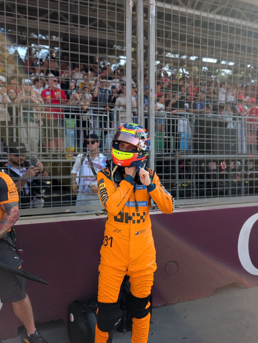 McLarenF1's tweet photo. OP8️⃣1️⃣

#McLarenF1 | #AzerbaijanGP🇦🇿 https://t.co/4y1enfrGJ4