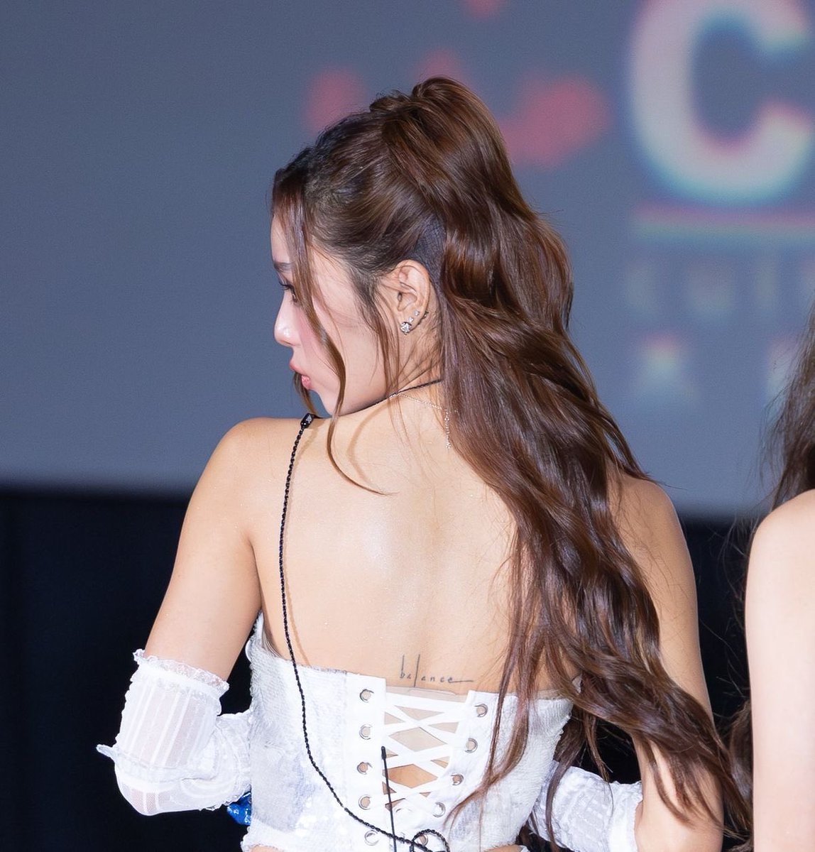 nmfilmexe's tweet photo. namtan, girl…. you’re SO lucky https://t.co/nwRxQuouj9