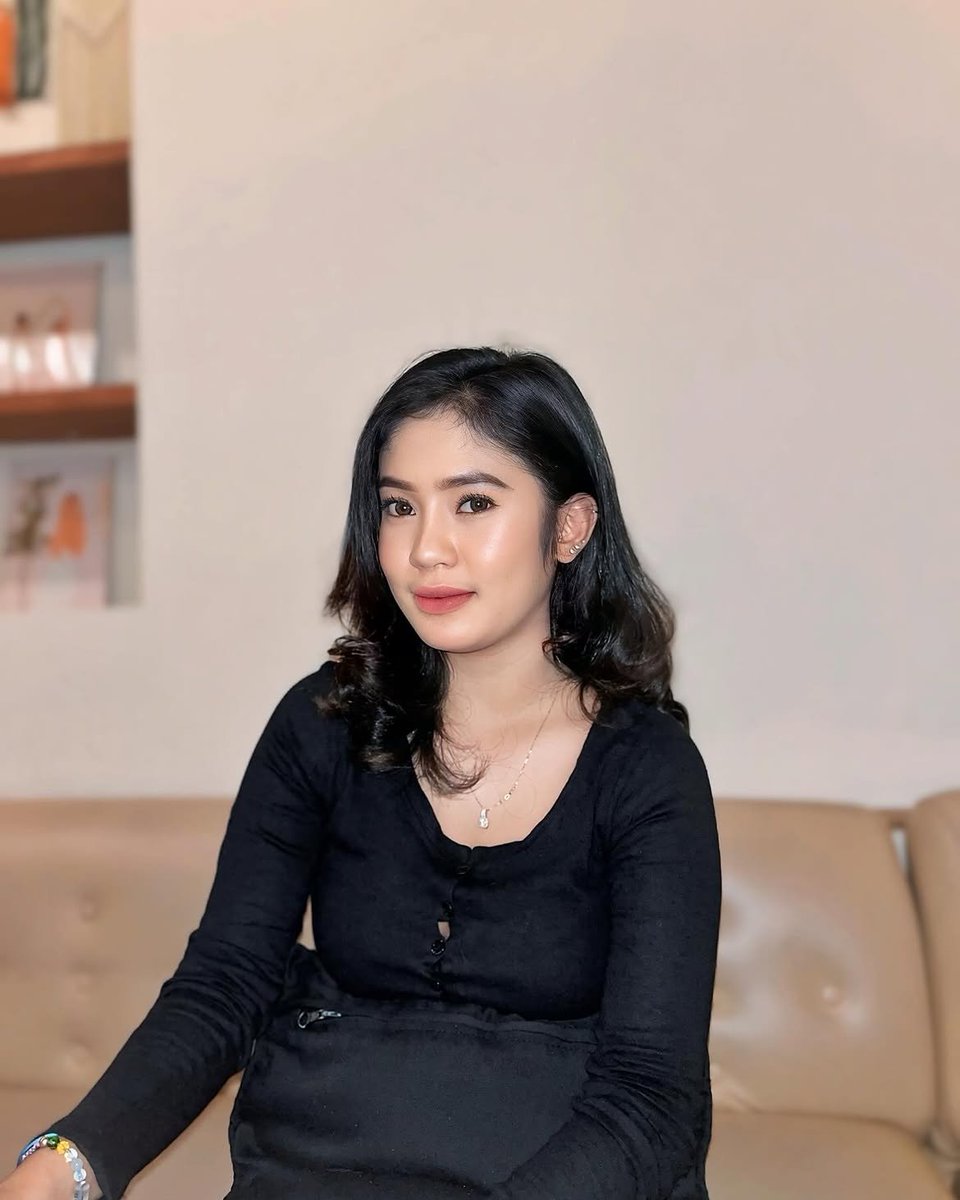 Real_zilan's tweet photo. available 🌹 
#BoBali
#vcs https://t.co/25dOMosyTW