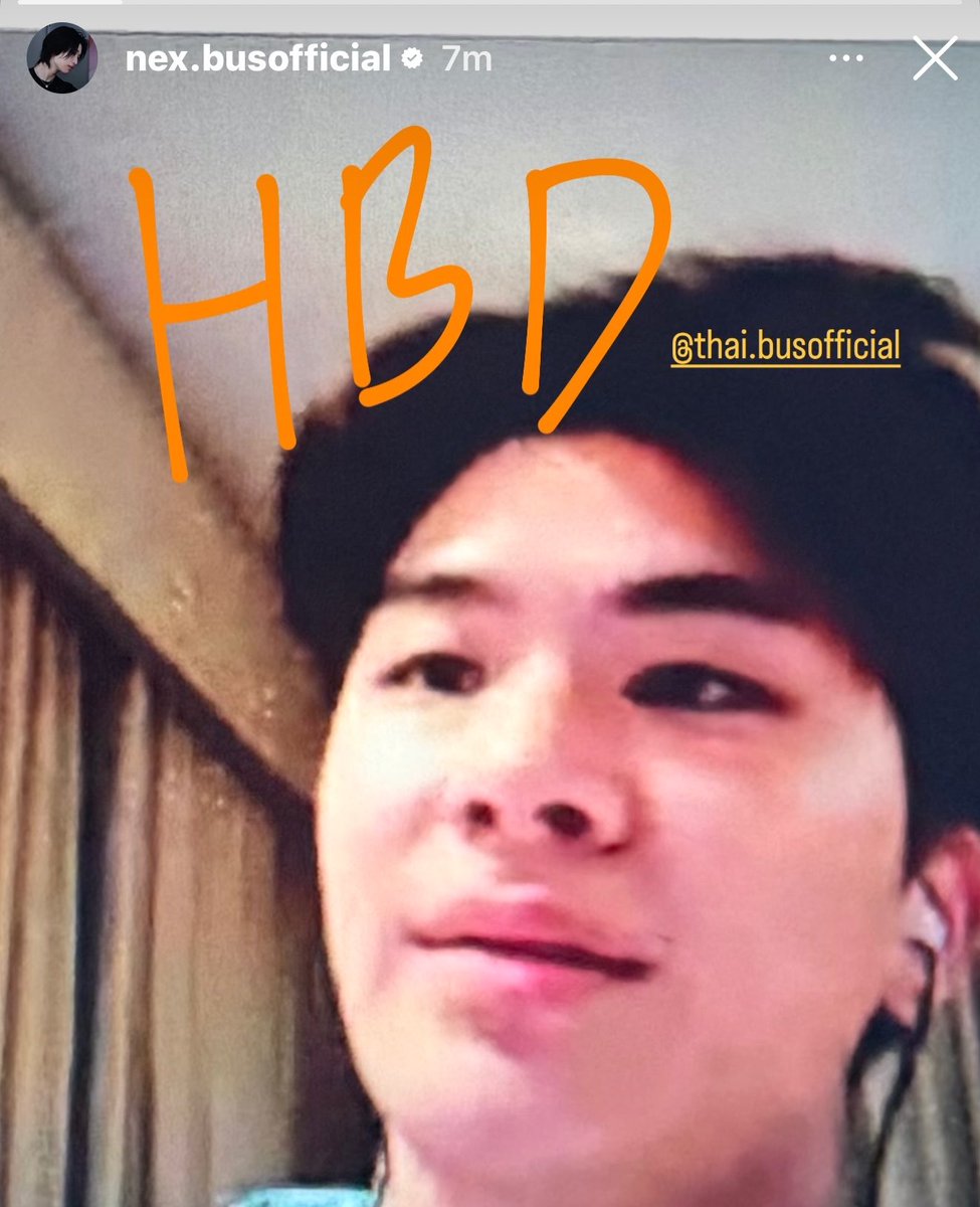 babybunnyI3oo's tweet photo. อ้วมอุ้ด รับสีส้ม จากลายมือชั้นไปนะจ้ะ HBD ตัวโตๆ 🎂🧡🧡🧡

ที่ก้มๆเงยๆ คือแอบถ่ายจอนี่เองหรอ ฮะเฮ้ยยย พยายามนะเว้ยเนี่ย https://t.co/v1wYiSuR4R