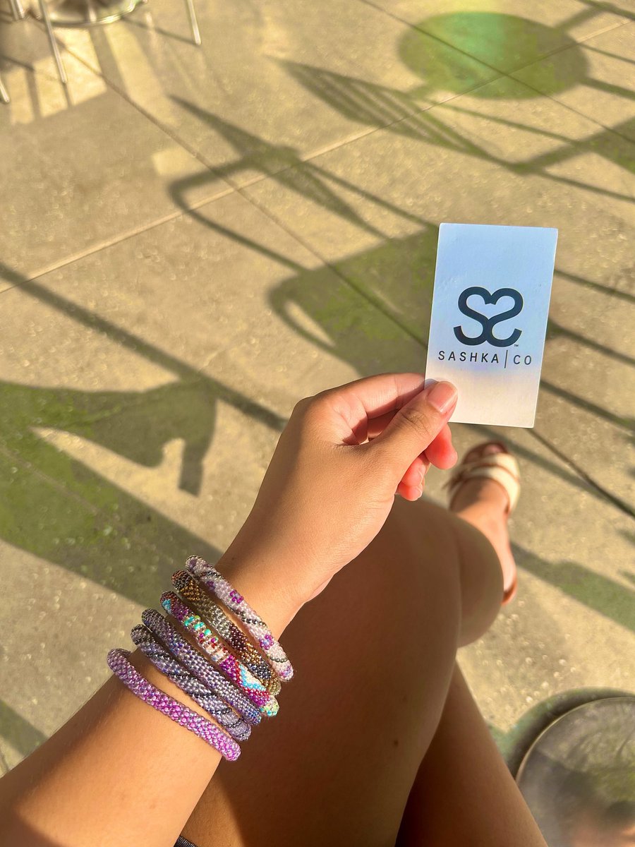 SashkaCo's tweet photo. An unhurried weekend is the best weekend.💜🦋☀️
https://t.co/xPGCV47YNK
#SashkaCo #handmade #bracelets #beadedjewelry #giftideas #alwayspositivevibes #Florida #shopsmallbusiness #weekend https://t.co/2bsrOTkg8O