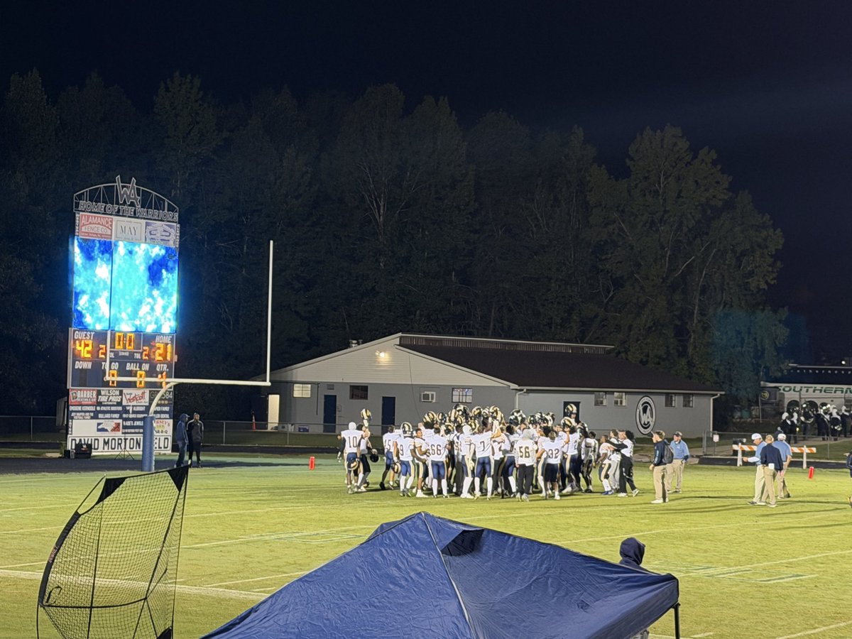 T_Gleisinger's tweet photo. ROAD BUSINESS HANDLED. 😤⚔️
Defense showed up FAST and PHYSICAL last night and helped lead us to a 42-21 win over Western Alamance.
Hunt the football. Hit. Rally. Repeat.
4-1. We’re not done.
#GoVikings #DHConley #RecruitNC #ClassOf2027 https://t.co/hGShybsDKs