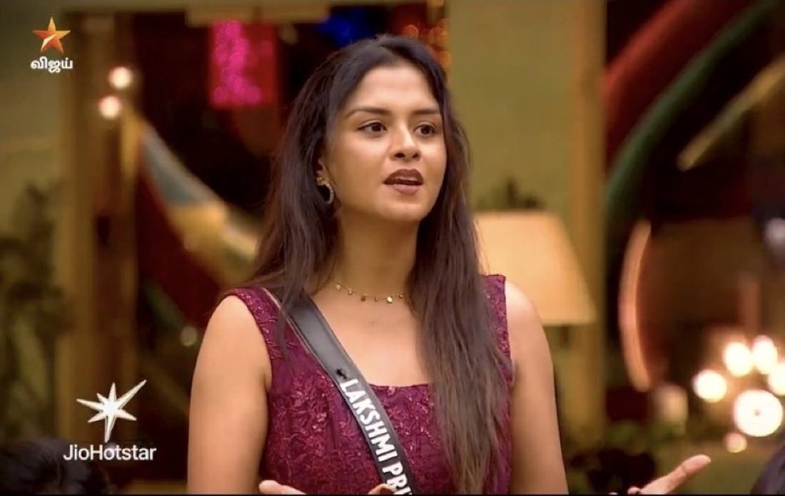 SriniMama1's tweet photo. Javeed, Lakshmi Priya &amp; Savinya coming back to the house in Sunday episode 💥💥

Ithuku ethuku oru democracy elimination 🤦🤦

#BiggBossTamil10 https://t.co/RiJNREumeb