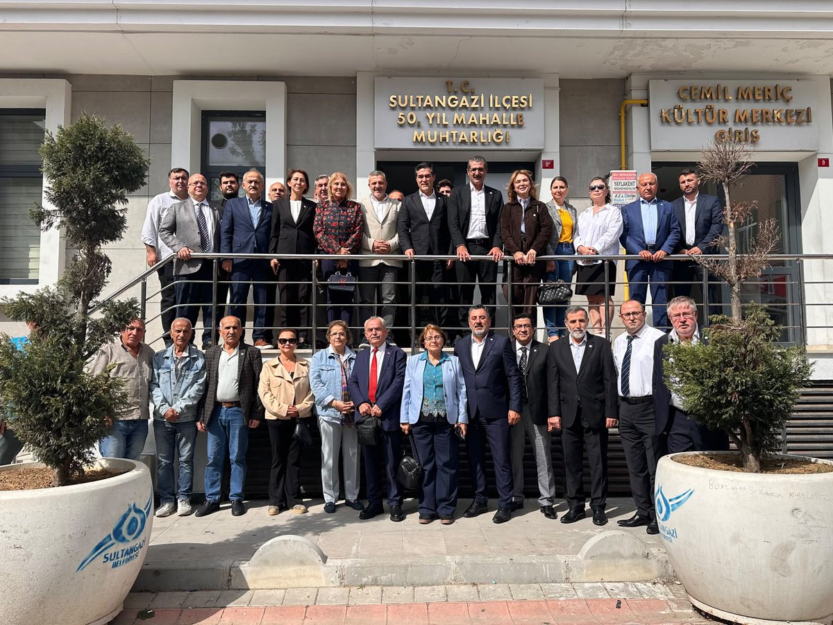 iyiparti_34's tweet photo. Parti Sözcümüz ve İstanbul Milletvekilimiz Buğra Kavuncu, İl Başkanımız Yücel Coşkun, GİK Üyelerimiz Dilruba Oğulcuklu ve Emel Bilenoğlu ile teşkilatımızla birlikte Muhtarlar Derneği, Şah Hatay Cemevi ve esnafımızı ziyaret ettik.

Sultangazi’nin taleplerini dinledik, hemşehrilerimizle bir araya geldik.

İlçe Başkanımız Hülya Şenyürek’e, Sultangazi teşkilatımıza ve gençlik kollarımıza teşekkür ediyoruz.