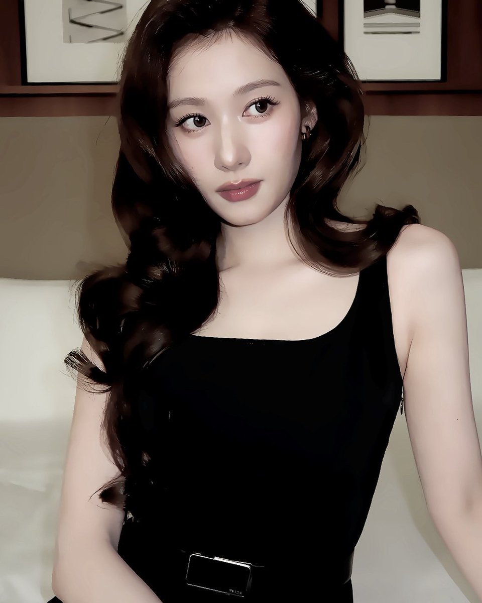suavinea's tweet photo. ᅟ
𝐬𝐢𝐠𝐧𝐢𝐟𝐢𝐜𝐚𝐧𝐜𝐞  ;  a  trace  of  sweetness  upon  the  lips ,  a  quiet  sorrow  beneath  the  𝐬𝐤𝐢𝐧 ,  and  the  tender  ache  of  a  love  too  delicate  to  remain.
ᅟ https://t.co/gGkcyLsIDa