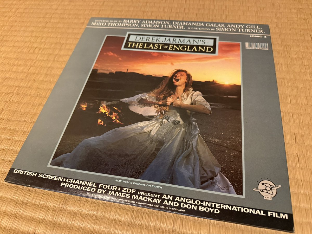 96tears__'s tweet photo. Desperate living からレコードが届いた☆★いつもありがとうございます😊その中でもO.S.T / Derek Jerman’s The Last Of England サウンドトラック
終始不穏で暗い音がすご〜い好み◎ https://t.co/n63Dtjs9W8