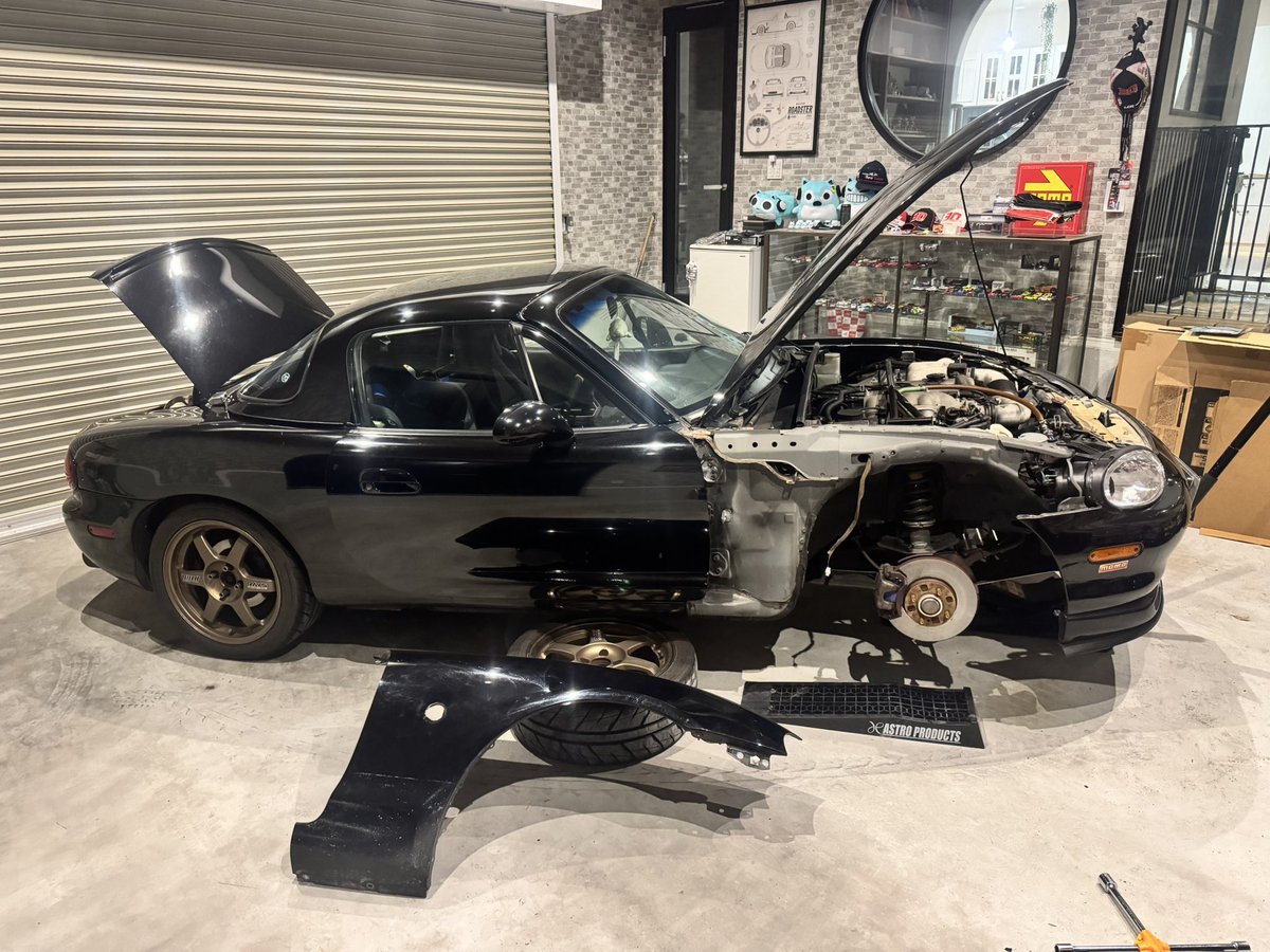 MatzoRotary's tweet photo. F1観終わってやっと作業開始😂 https://t.co/4dj4QW4ecx