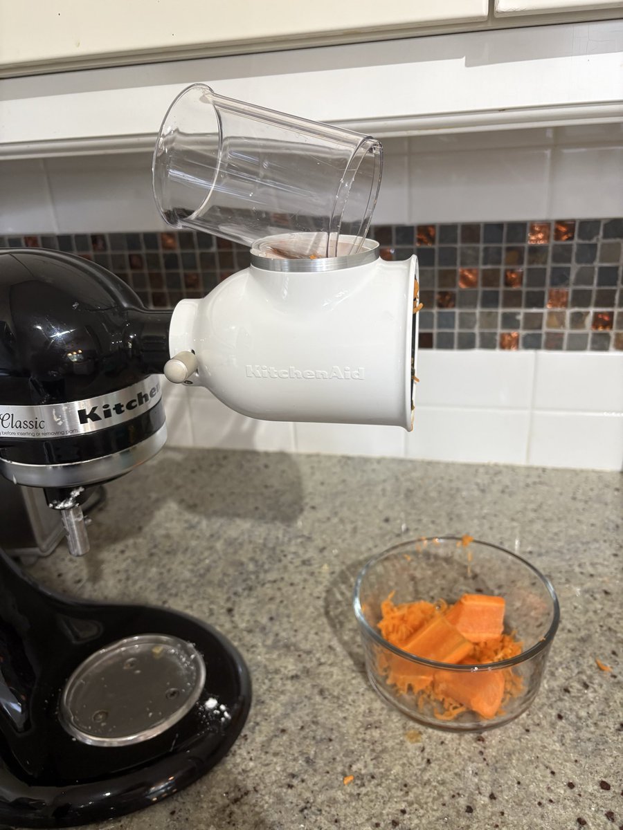 Bakingwithmac tweet picture