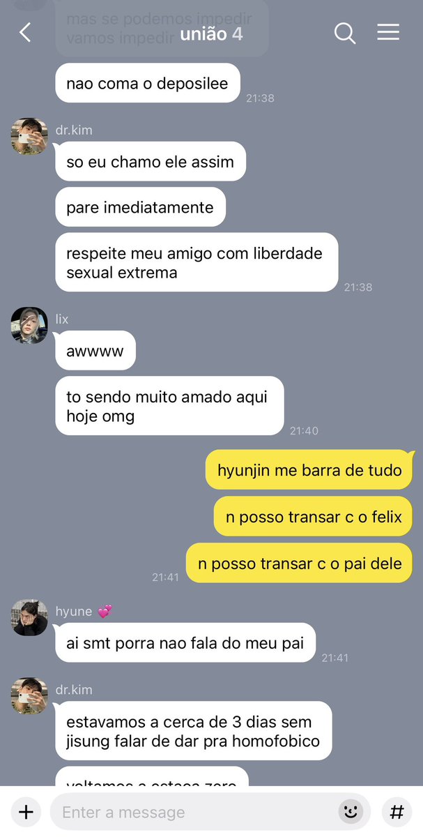 yangmeret's tweet photo. pov você abriu minha galeria 

mas eu escrevo au e fanfic https://t.co/wTsdgQ4bcX