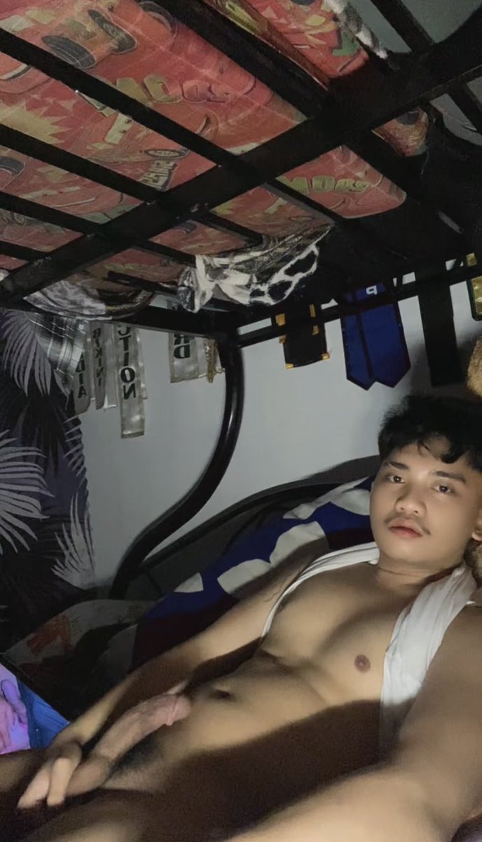 poseidocute's tweet photo. Sarap mag poppers abang jinajakol ko yung malaki kong tt🥵💦🍆 
Collab/Hire
@Pinoy_Poppers 
@cute67400 https://t.co/tfGWJCmdVC