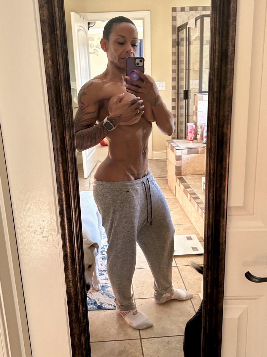marciscott_fit's tweet photo. They told women getting older to cover up.
I seem to have misunderstood the assignment. 😏🔥
Too much for 51… or exactly enough? 🤭

Saturday Spicy Feels 😈 https://t.co/wIfsn0l5Ht