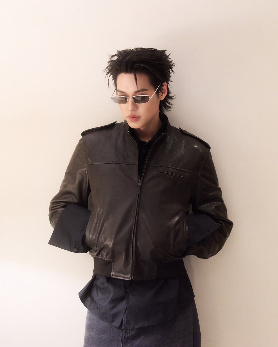 imergyboo's tweet photo. คนเดียวกันม้ายวะ https://t.co/NSVAbTGUn9
