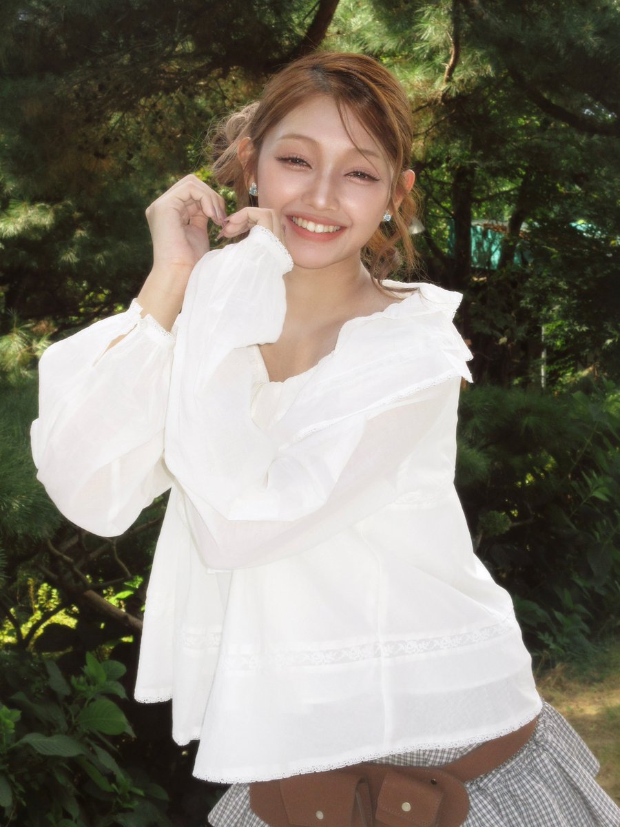 unisofbase's tweet photo. GEHLEE is flying back home to the Philippines on September 29th.

She will be managed by Universal Records, GLXY Talent Management and Star Horizon TV for a new chapter of her career. https://t.co/wB3SMvtuSN