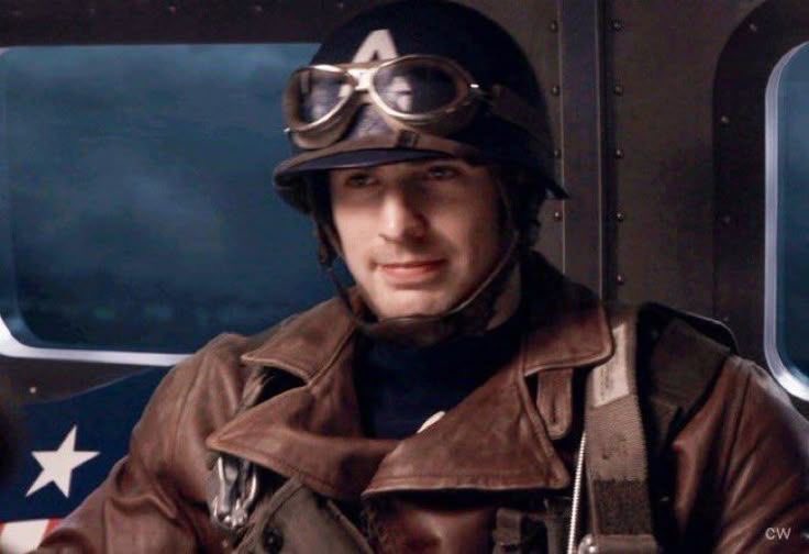 brayfilmss's tweet photo. “i hate steve rogers😡😡😡”
meanwhile, steve rogers: https://t.co/J4wk9FcwpV