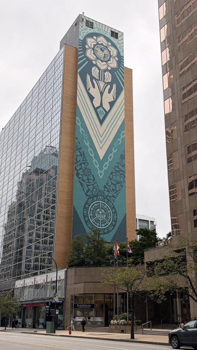 lissandraruas's tweet photo. West Georgia, St. Downtown. https://t.co/Apd8m95qLa