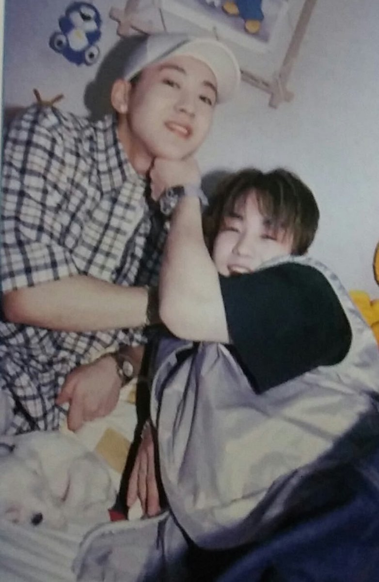 99ll2l's tweet photo. 오빠아아아악🥰🥰🥰🥰🥰
기다리고있었따구 🫶🏻🩵🫶🏻🩵🫶🏻🩵🫶🏻🩵🫶🏻🩵🫶🏻🩵🫶🏻🩵🫶🏻🩵
느슨해진 덕질에 플라이투더스카이 등장 https://t.co/CX3LZPpJR1