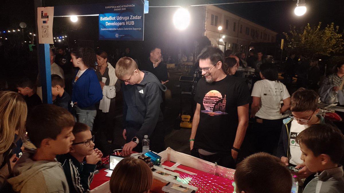 josipretrobits's tweet photo. Noć istraživača 2026, Zadar
#nocistrazivaca #zadar #unizd #Workshops https://t.co/IwBXCuiR6k