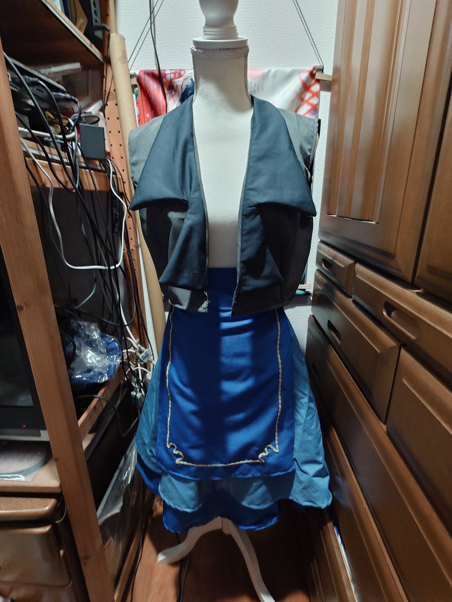 Jpn0211's tweet photo. 大まかに衣装完成ーー！
また女物衣装を作ってると思ったな！？！？
これは依頼品です！！！！！
#アトリエ花園 https://t.co/7TktjS2xCj