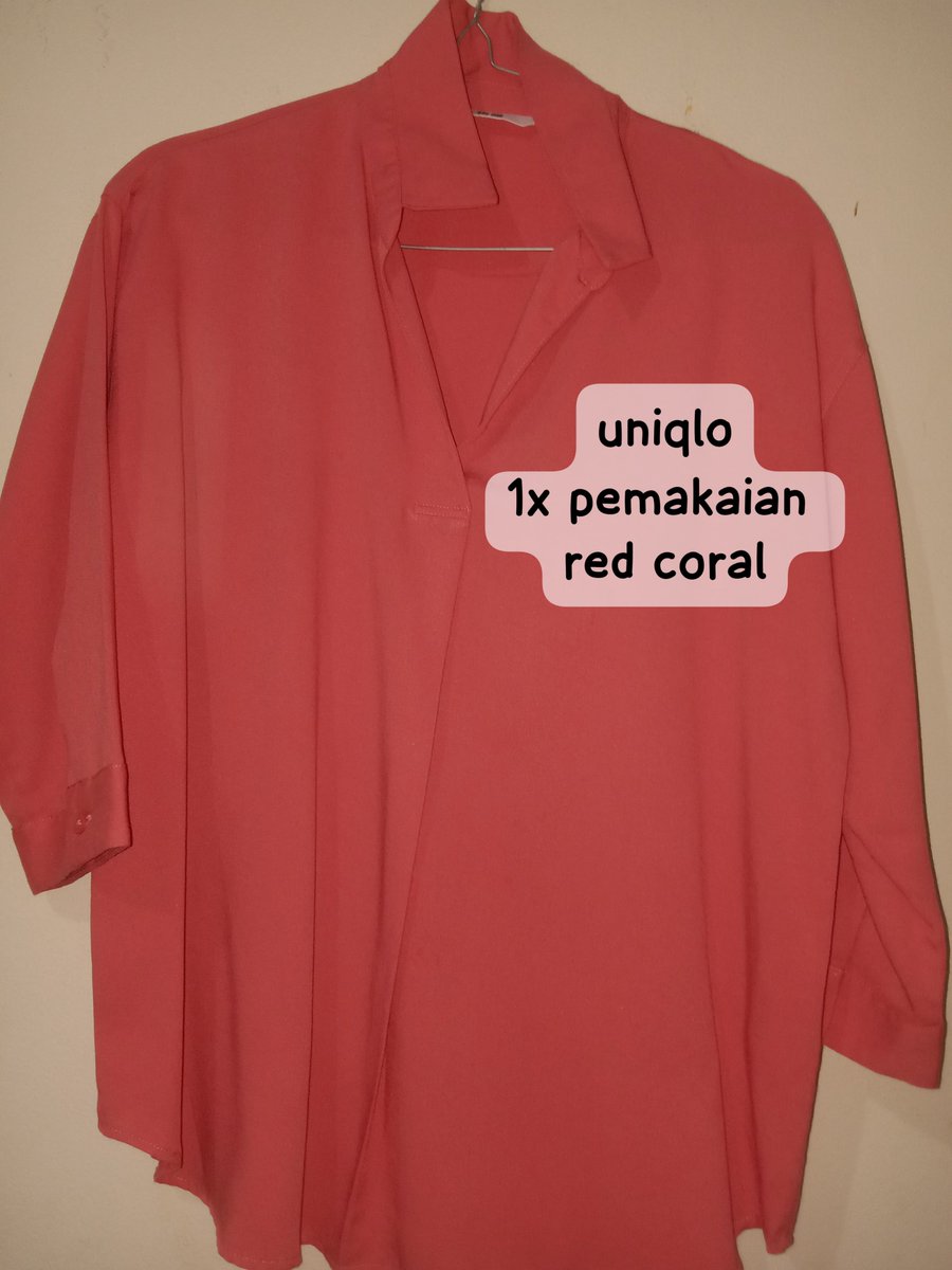 onlyseyyy's tweet photo. 4. Kemeja uniqlo &amp; baju batik https://t.co/k2CLF2O4zH